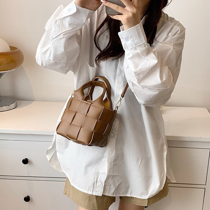 Shes | Cora mini geweven handtas