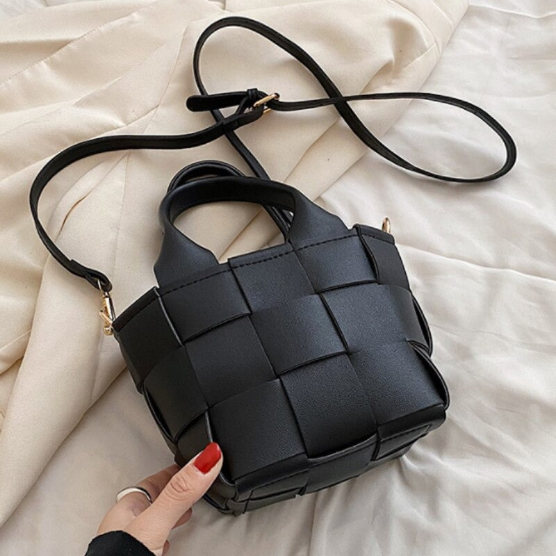 Shes | Cora mini geweven handtas