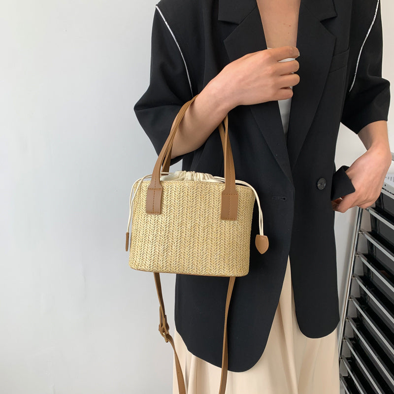 Shes | Marie mini-handtas van stro
