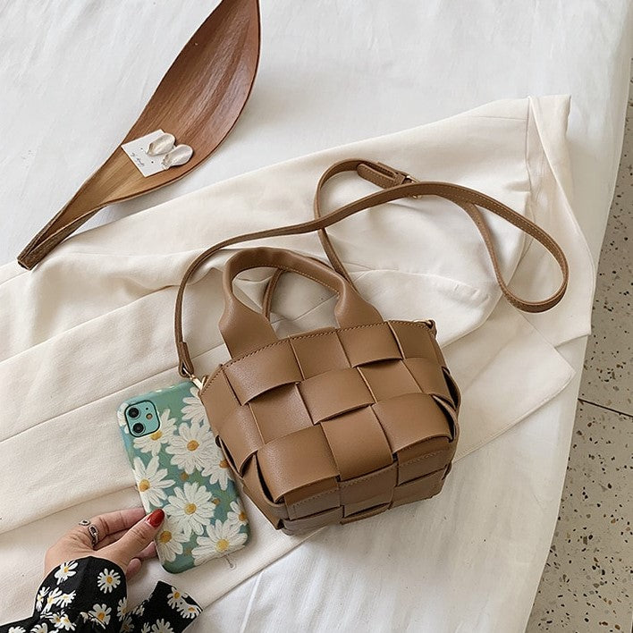 Shes | Cora mini geweven handtas