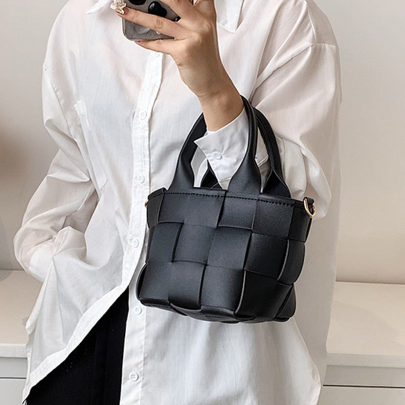 Shes | Cora mini geweven handtas
