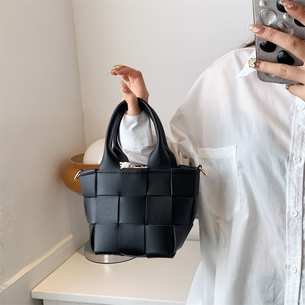 Shes | Cora mini geweven handtas