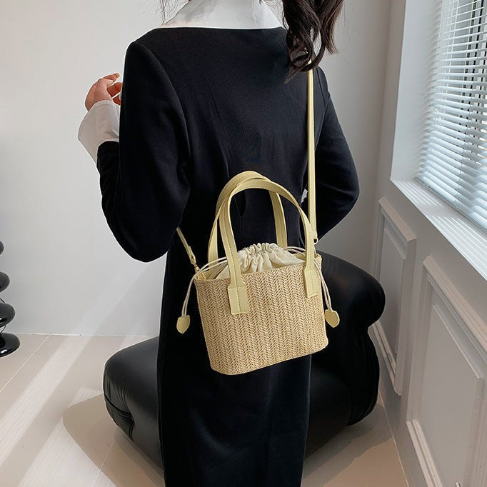 Shes | Marie mini-handtas van stro