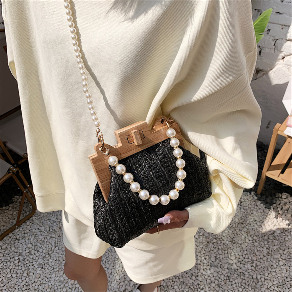 Shes | Gio tas van stro