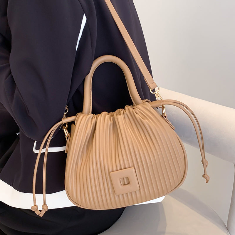 Shes | Orie geplooide handtas